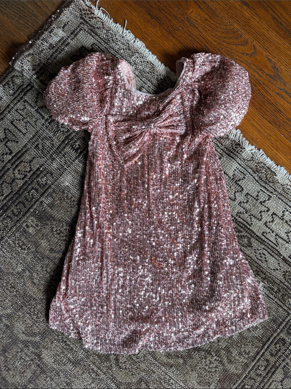 Zara Rose Sequin Bow Puff Sleeve Dress 6t 💓👀🌟